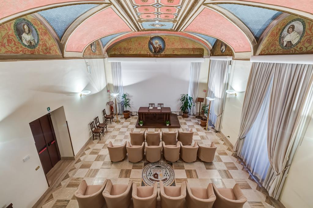 Domus Carmelitana Hotel Rome Exterior photo