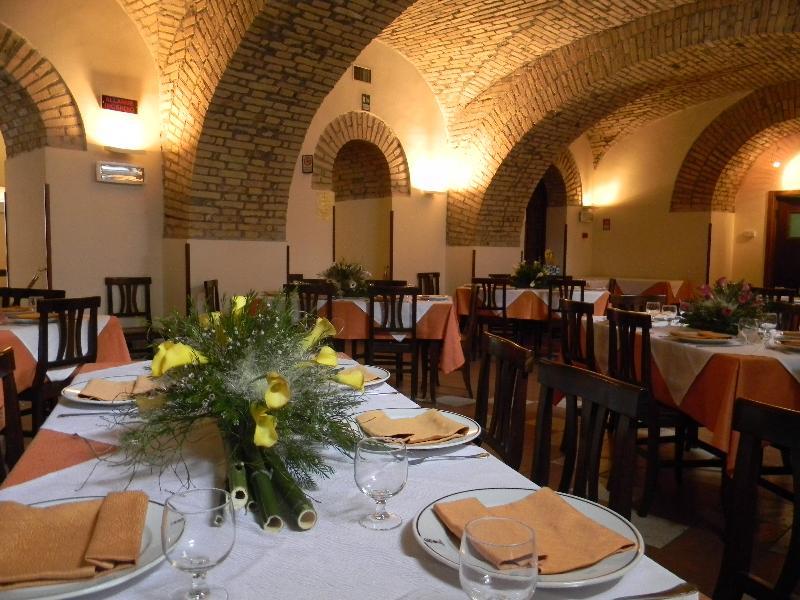 Domus Carmelitana Hotel Rome Exterior photo